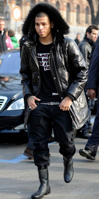 chris brown outfit