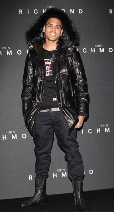 chris brown outfit