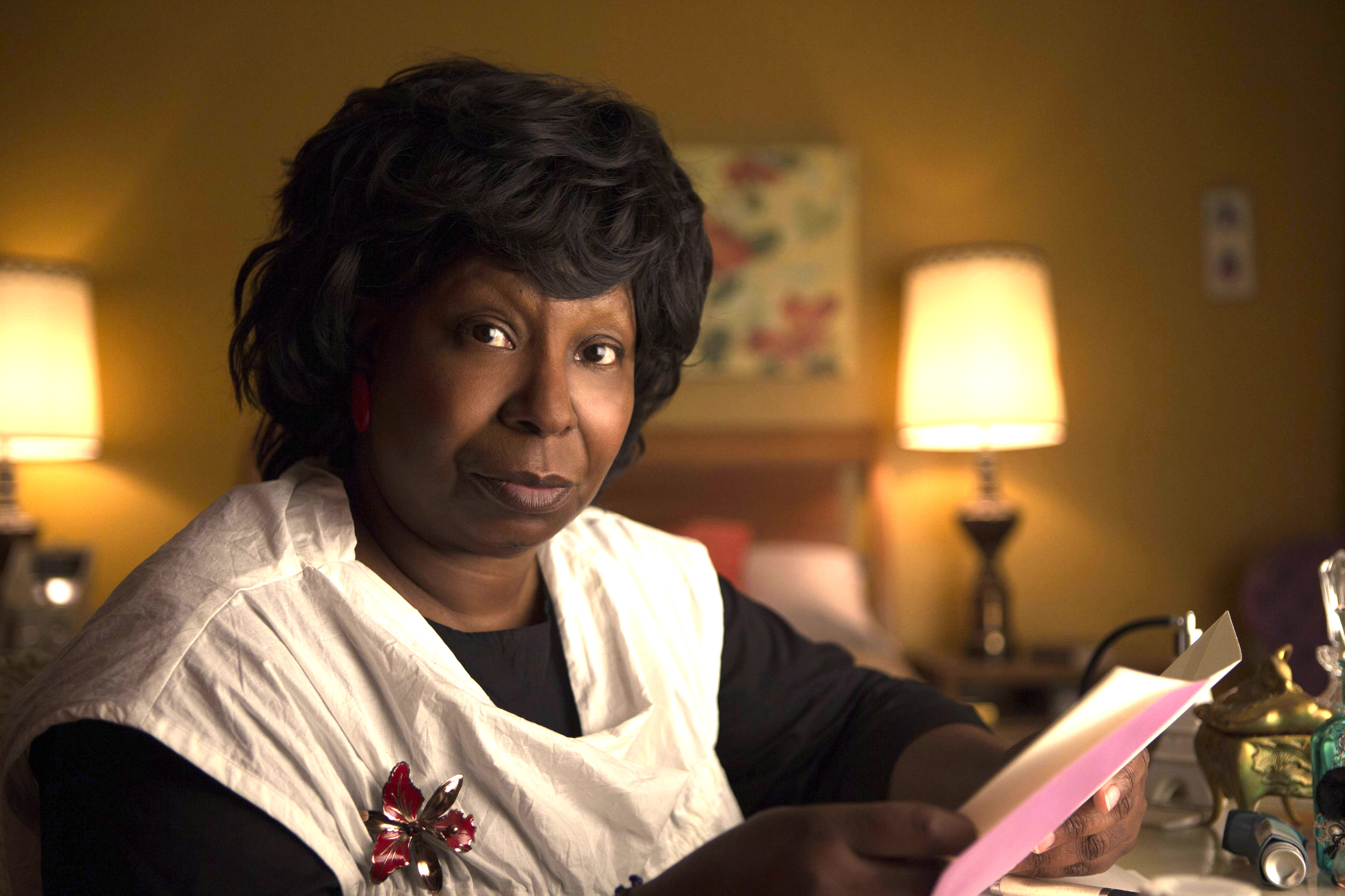 TGJ Review: 'A Day Late and a Dollar Short' Starring Whoopi Goldberg5184 x 3456