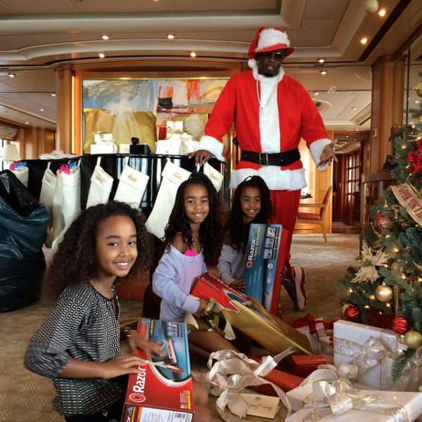 diddy-and-daughters-christmas-thatgrapejuice