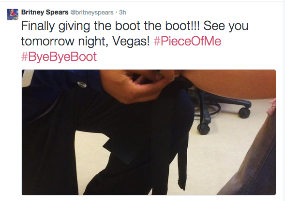britney spears sprained ankle boot thatgrapejuice billboard awards