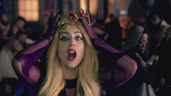Gaga-Crown-thatgrapejuice