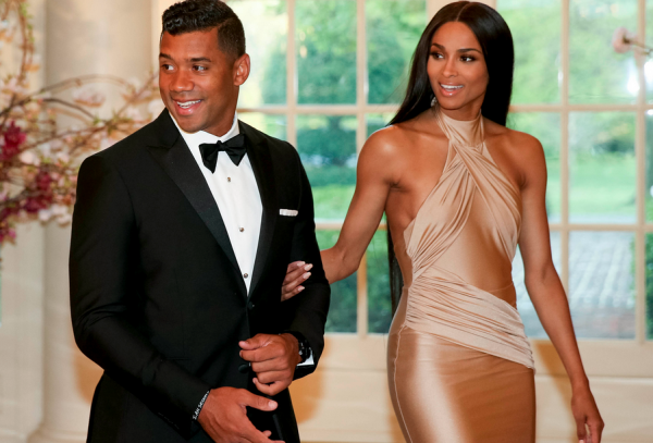 russell-wison-ciara-that-grape-juice-2015-19101010