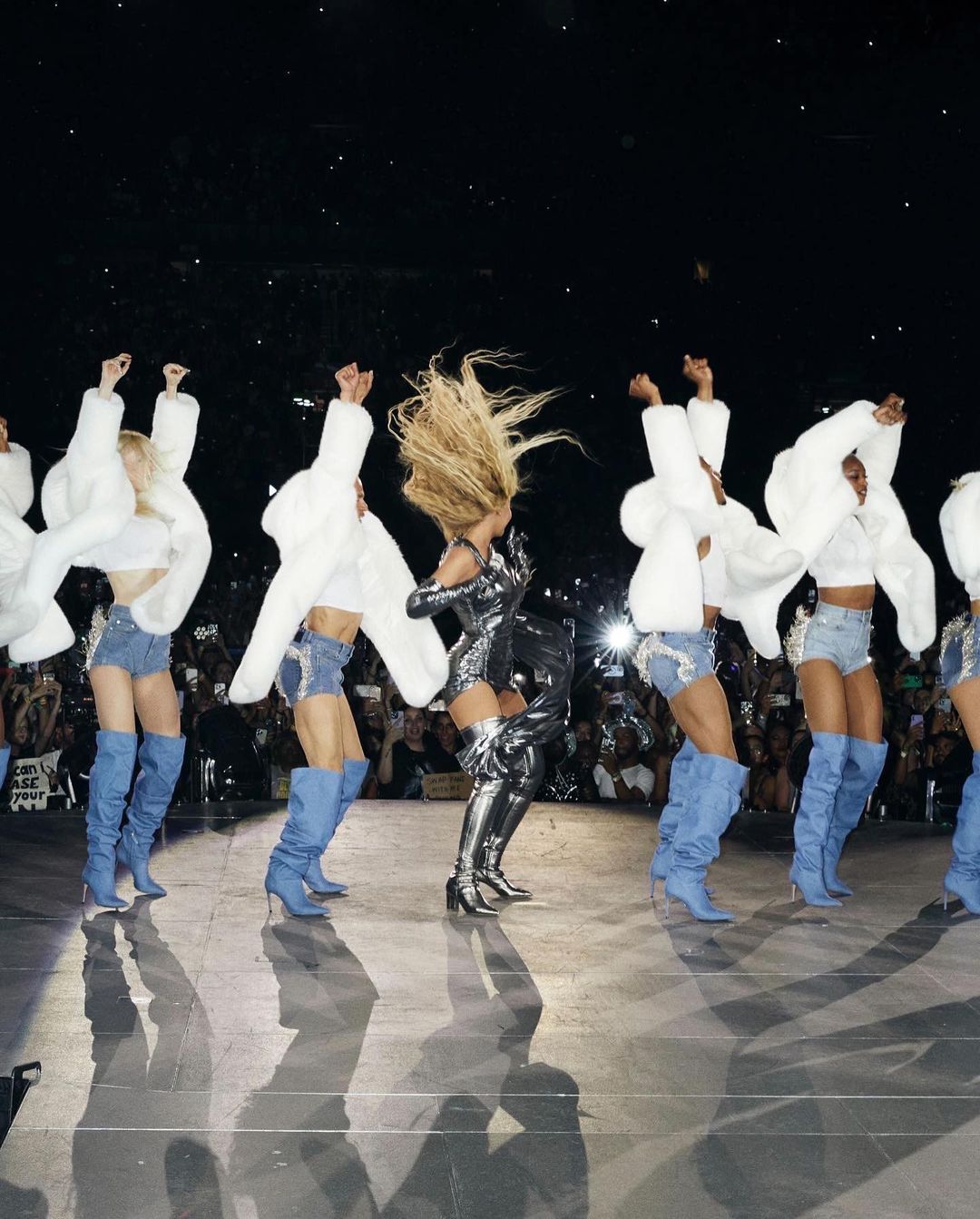 Beyoncé Wears All Black Designers For Amsterdam Tour Stop