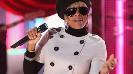 Mary J Blige Pushes Album Back - To Christmas Week