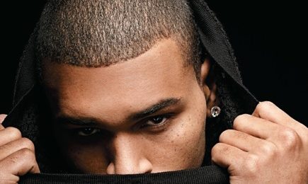 Sneak Peek: Chris Brown's '12 Strands (Matrix)' Video