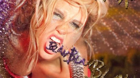 Ke$ha Delivers Another 'Blah' Performance On 'Idol' 