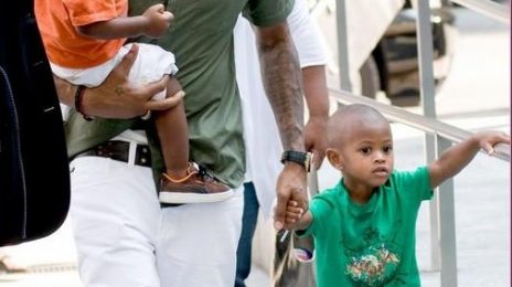 Hot Shots: Usher Takes Kids For A Stroll