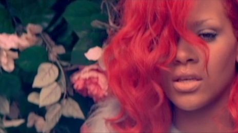 Hot Shots: Rihanna Launches Reb'l Fleur At Macy's