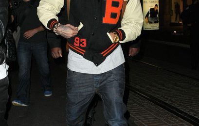 Hot Shots: Chris Brown Shops In The Grove