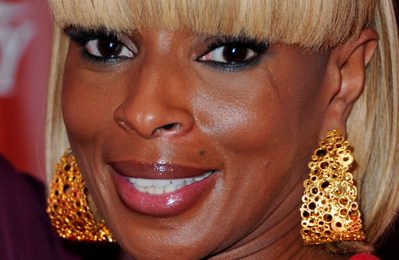 Hot Shots: Mary J. Blige Celebrates The Power Of Women