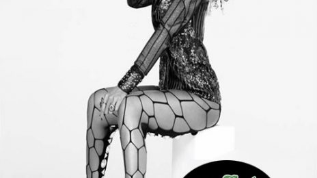 Hot Shot: Kelly Rowland Sits Pretty In New Promo Shot