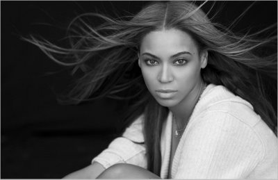 Beyonce Update; New Promo Pics, Dereon Line