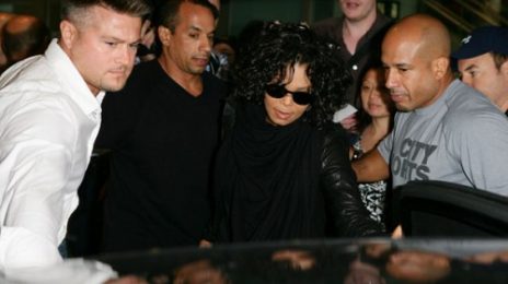 Hot Shots: Janet Jackson Causes Fanfare Down Under