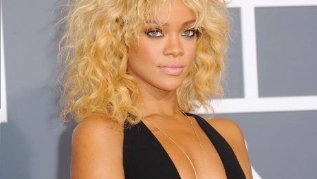 Rihanna Teases 7th Studio Album