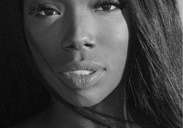 Watch:  Brandy Puts It Down at Global Fusion Festival