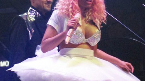Hot Shots: Nicki Minaj Soars At 'Pink Friday: Reloaded' Arena Tour