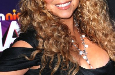 Hot Shot: Mariah Carey Glows At 'TeenNick Halo Awards'