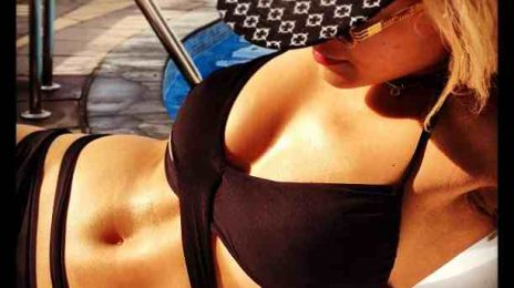Hot Shots: Rita Ora Heats Up In Dubai