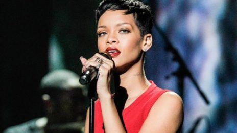Rihanna To Perform At Grammy Awards 2013