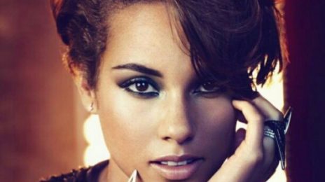 Report: Alicia Keys To Perform National Anthem At Super Bowl 2013