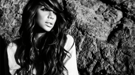 Watch:  Tamar Braxton Unveils New Single, Performs 'Love & War' For 'V-Intimate Nights'