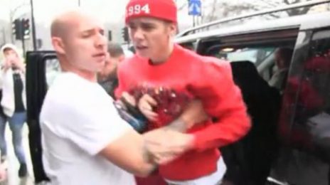 Must See: Justin Bieber Clashes With UK Paparazzi 
