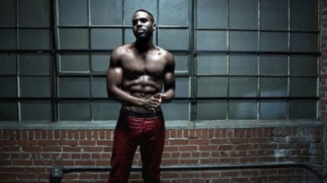 Watch: Jason Derulo Takes 'Dancing With The Stars' To 'The Other Side' (Performance)