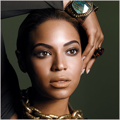 Retro Rewind: Beyonce Performs 'Dangerously In Love' Live At 46th ...
