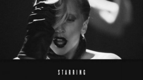 Lady GaGa Teases With 'Applause' Video Snap