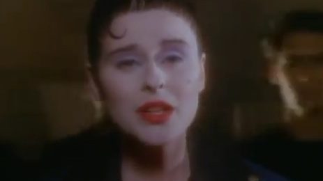 From The Vault: Lisa Stansfield - 'All Around The World'