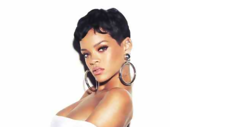 Watch: Rihanna Performs 'Phresh Out The Runway' Live In Johannesburg 