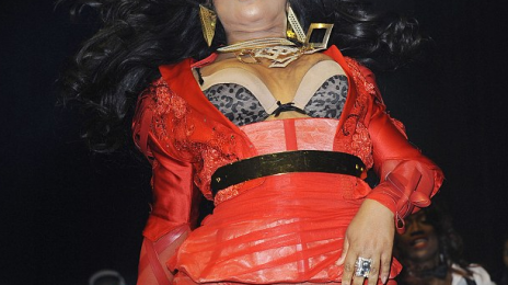 Hot Shots: Lil Kim Wows British Fans At 'Musicalize' UK Performance Outing