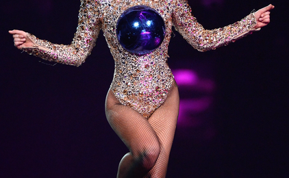Watch: Lady GaGa Performs 'Paparazzi' Live At 'artRAVE: The ARTPOP Ball'
