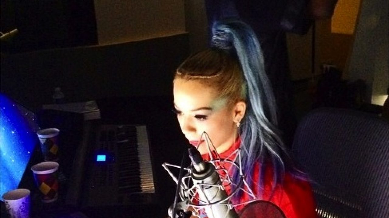 Hot Shots: Rita Ora Hits Studio With will.i.am - That Grape Juice