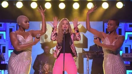 Watch: Iggy Azalea Performs 'Beg For It' On 'The Tonight Show'