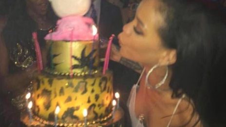 Roc Nation Throw Rihanna Surprise Birthday Party / Beyonce, Jay Z, Naomi Campbell & More Attend