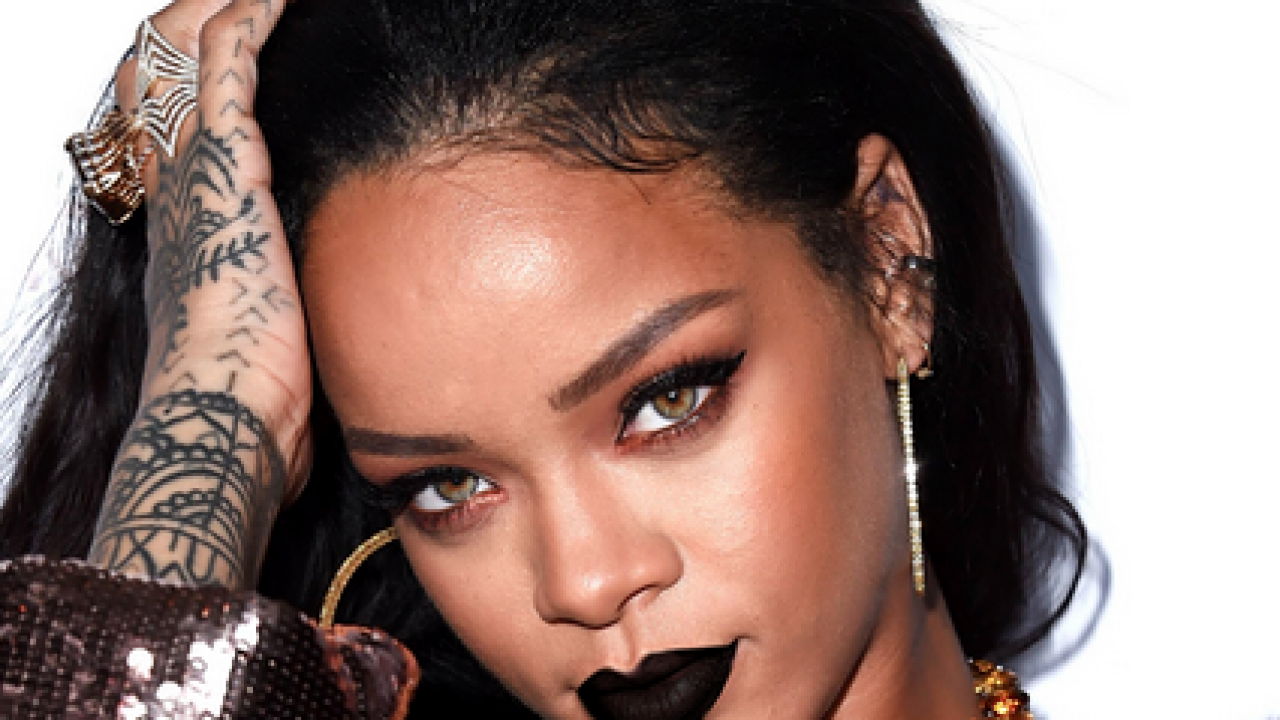 Rihanna Talks Super Bowl Halftime Show: I'm Nervous But Excited - That  Grape Juice