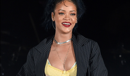 Hot Shots: Rihanna Performs At CBS Radio's Third Annual 'We Can Survive'