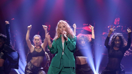 Watch: Iggy Azalea Delivers First Performance Of 'Team'