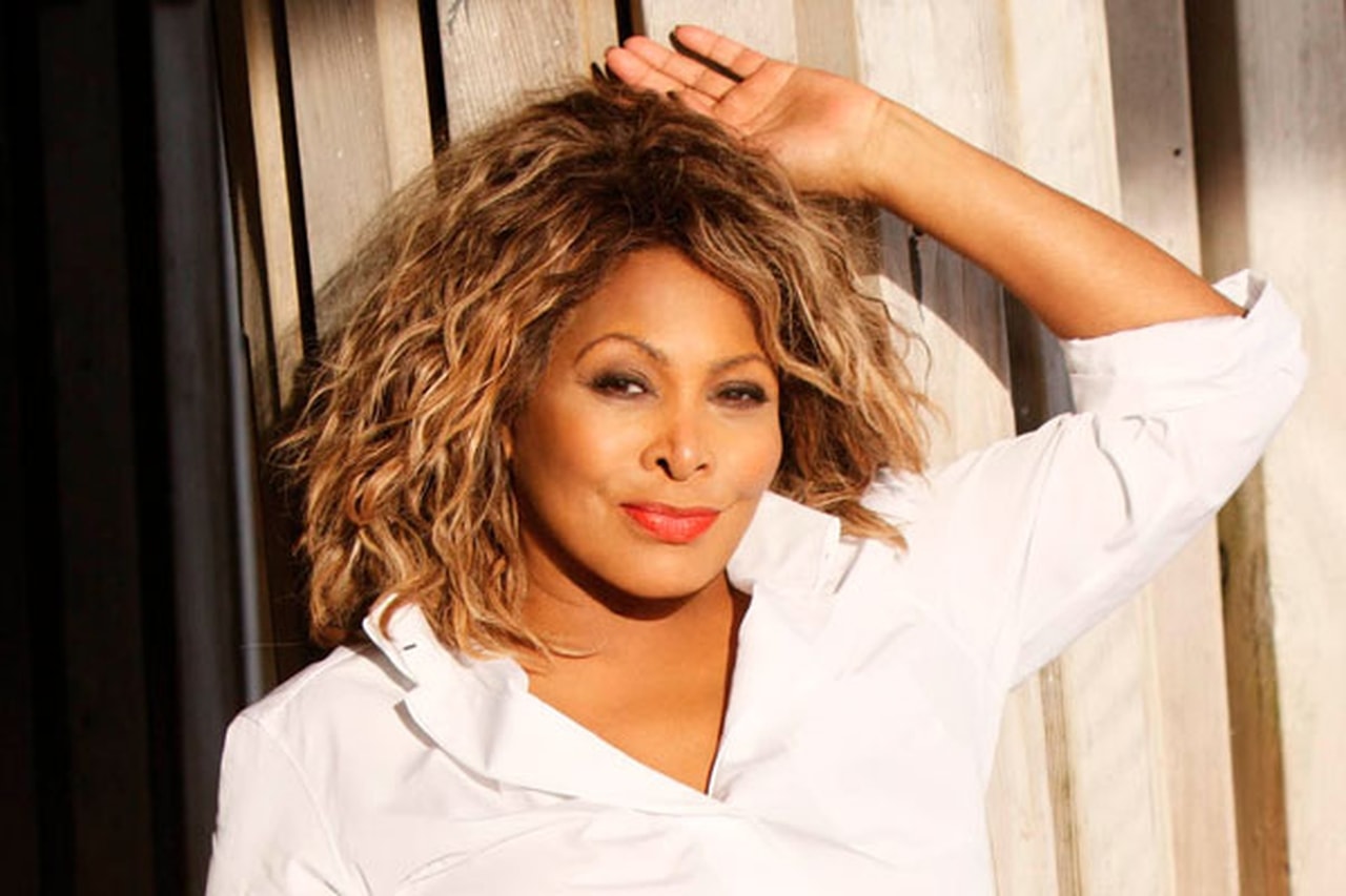 Stars Remember Tina Turner: Madonna, Oprah, Cher, Alicia Keys, Ciara, Usher, Gladys Knight, Chaka Khan, & More