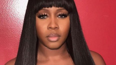 Nicki Minaj Fans Take To Twitter To Mock Remy Ma Sales