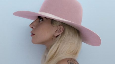Lady Gaga's 'Joanne' Surpasses Half-A-Million Milestone
