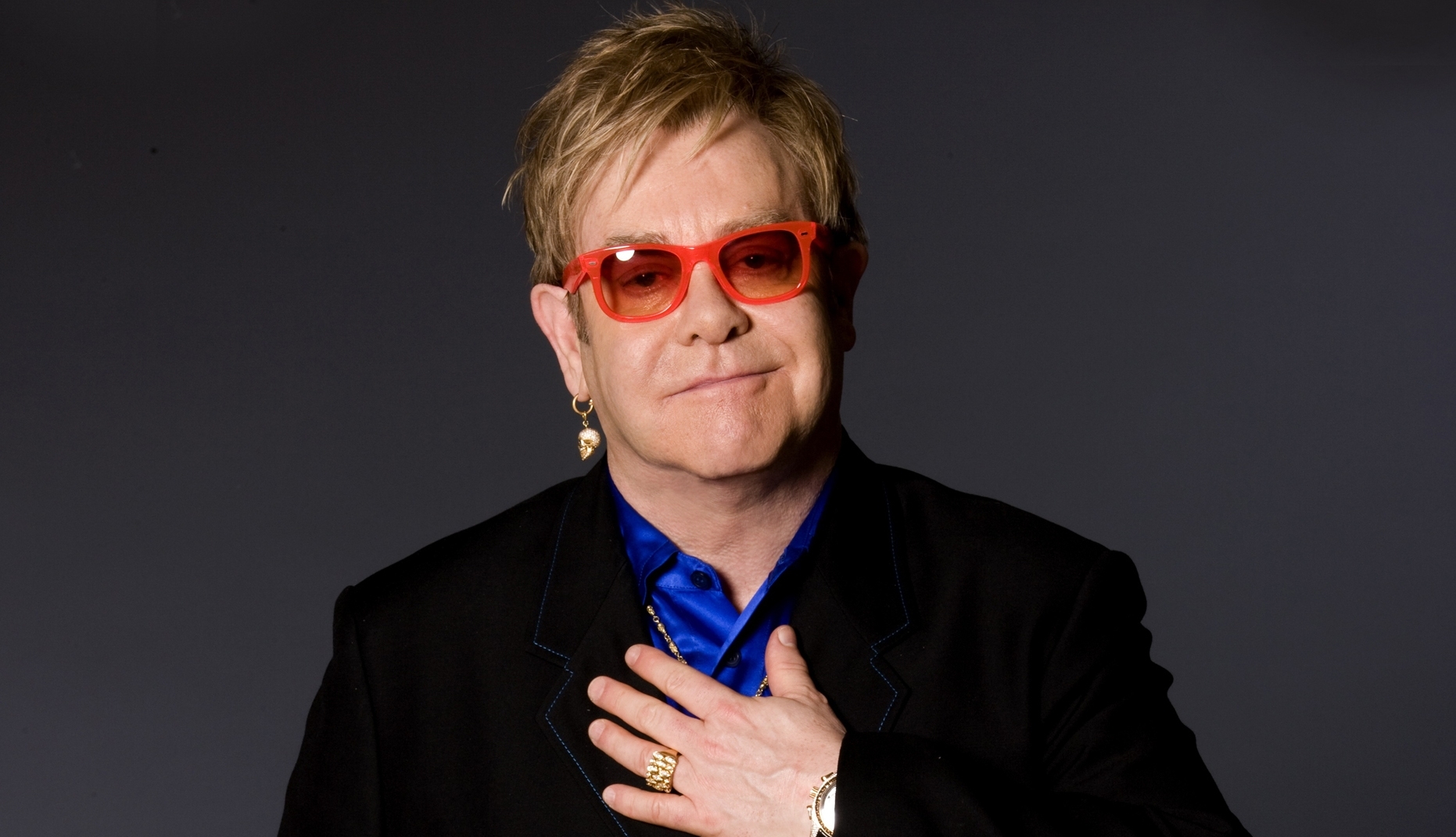 Elton John Rushed to Hospital in France
