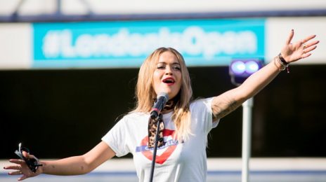Watch: Rita Ora & Emeli Sande Soar Together With 'Lean On Me' At #Game4Grenfell Fundraiser