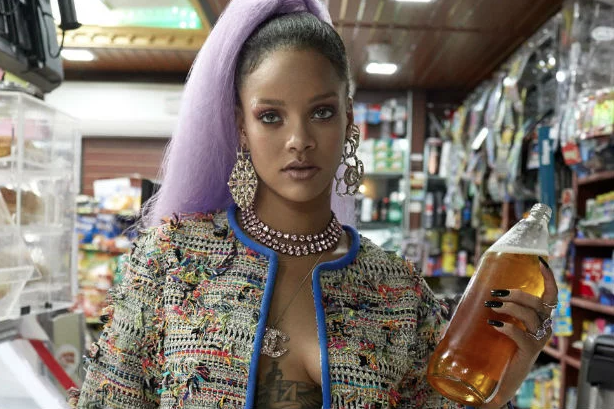 Man Accuses Rihanna Of Stealing From Independent Artists - That Grape ...