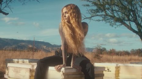 New Video: Kehlani - 'Honey'