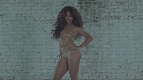 New Video: SZA - 'The Weekend' [Directed By Solange]
