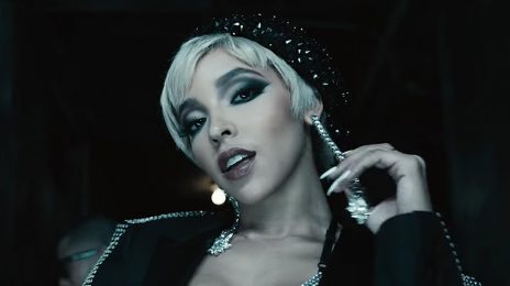 Tinashe Reveals 'Joyride' Due Next Month