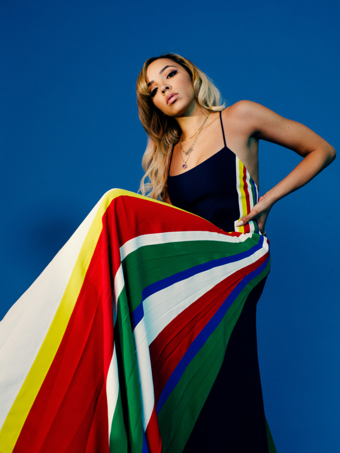 Tinashe Says The Black Community “Doesn't Fully Accept” Her
